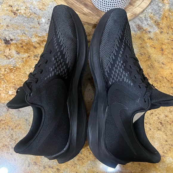 Nike Winflow size 7.5 - Picture 7 of 9